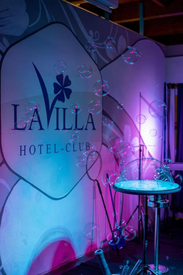 Hotel Club La Villa Martinsicuro Eksteriør billede